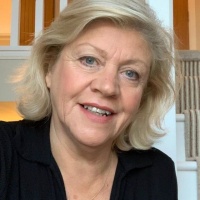 Diane MacKenzie